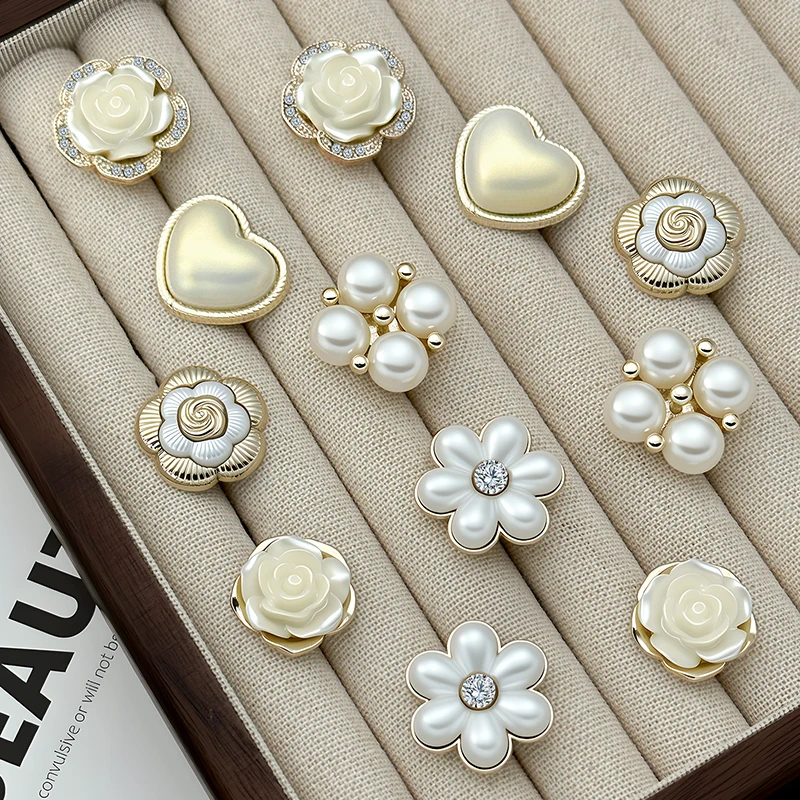 Fashion Flower Shaped Metal Buttons Charms for Make Clothing Women Coat Garment Shirts DIY Crafts Heart Charms Sewing Material