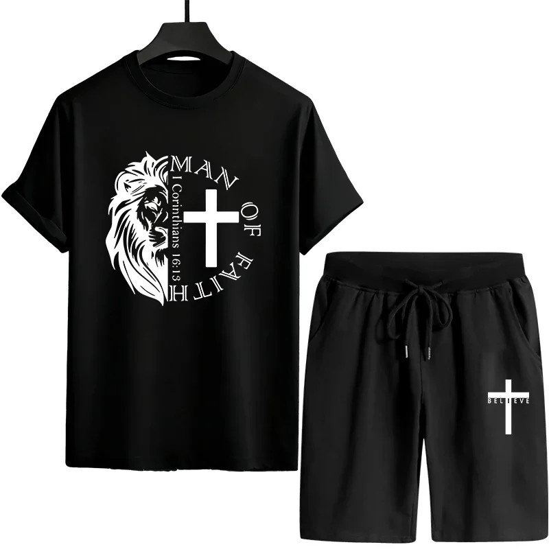 

Мужской повседневный спортивный костюм: крутая футболка с коротким рукавом и шорты на шнурке для активного отдыха, бега и летнего спорта.