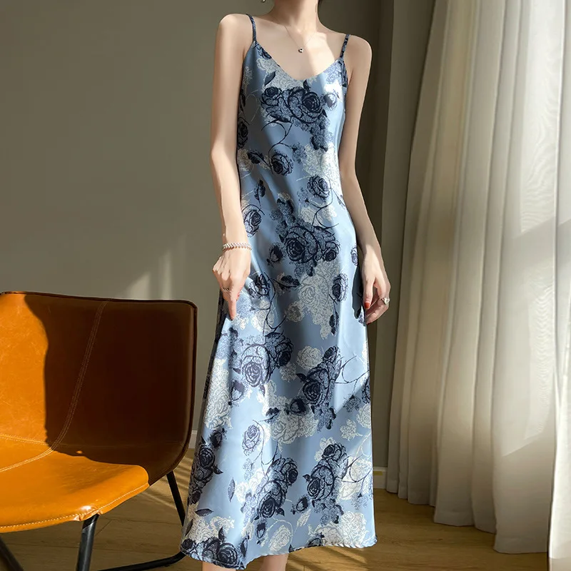 فستان بحمالة مطبوعة من الساتان للربيع والصيف، لون نقي جديد، قاعدة مزاجية غير رسمية، ميدي