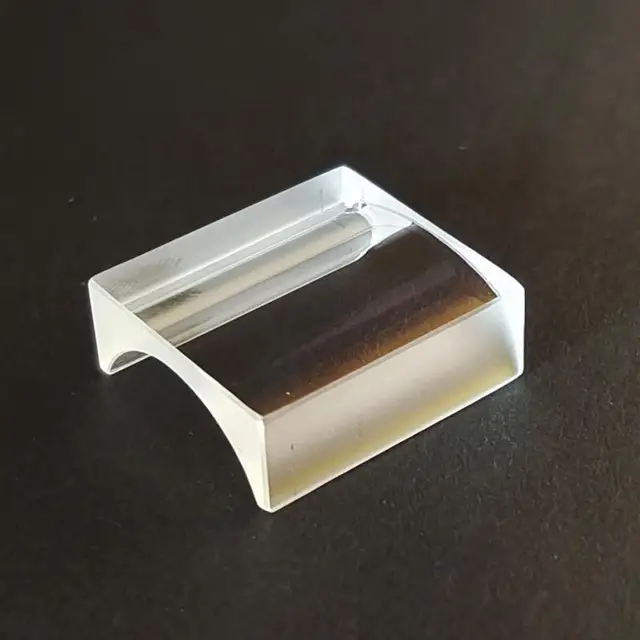 Soczewka cylindryczna Rozmiar soczewki cylindrycznej 22X 20 mm Ogniskowa Minus 18 mm Soczewka cylindryczna z płaskim wklęsłym splocie