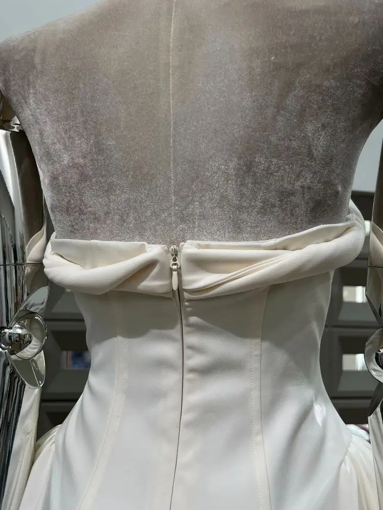 Letnia Sukienka Damska w Jednolitym Kolorze Bez Pleców Elegancka Trapezowa Bez Ramiączek Bez Rękawów Z Wysokim Stanem Szykowna Modna Nowa Gorąca Sukienka na Bal