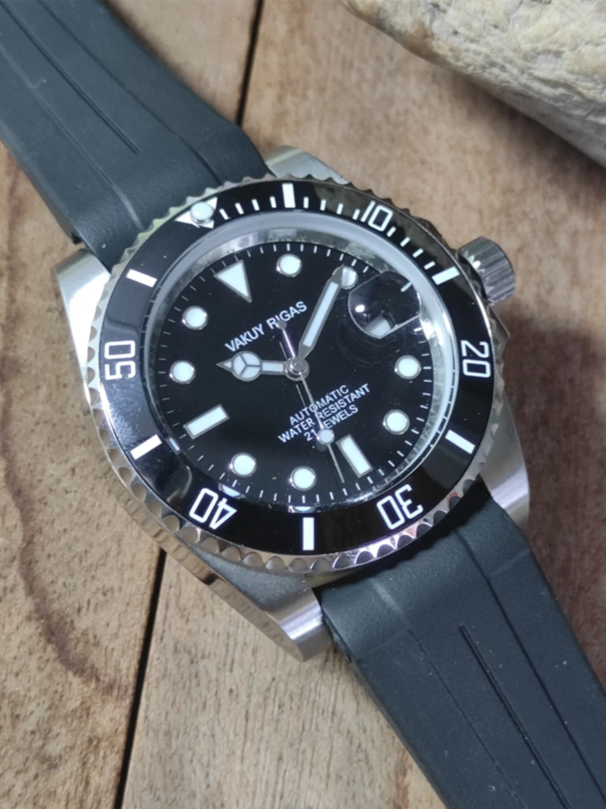 Orologio subacqueo al quarzo Vakuy SP28 Sweep Second/Japone 2315 Movimento da uomo Nastro impermeabile luminoso da lavoro nero