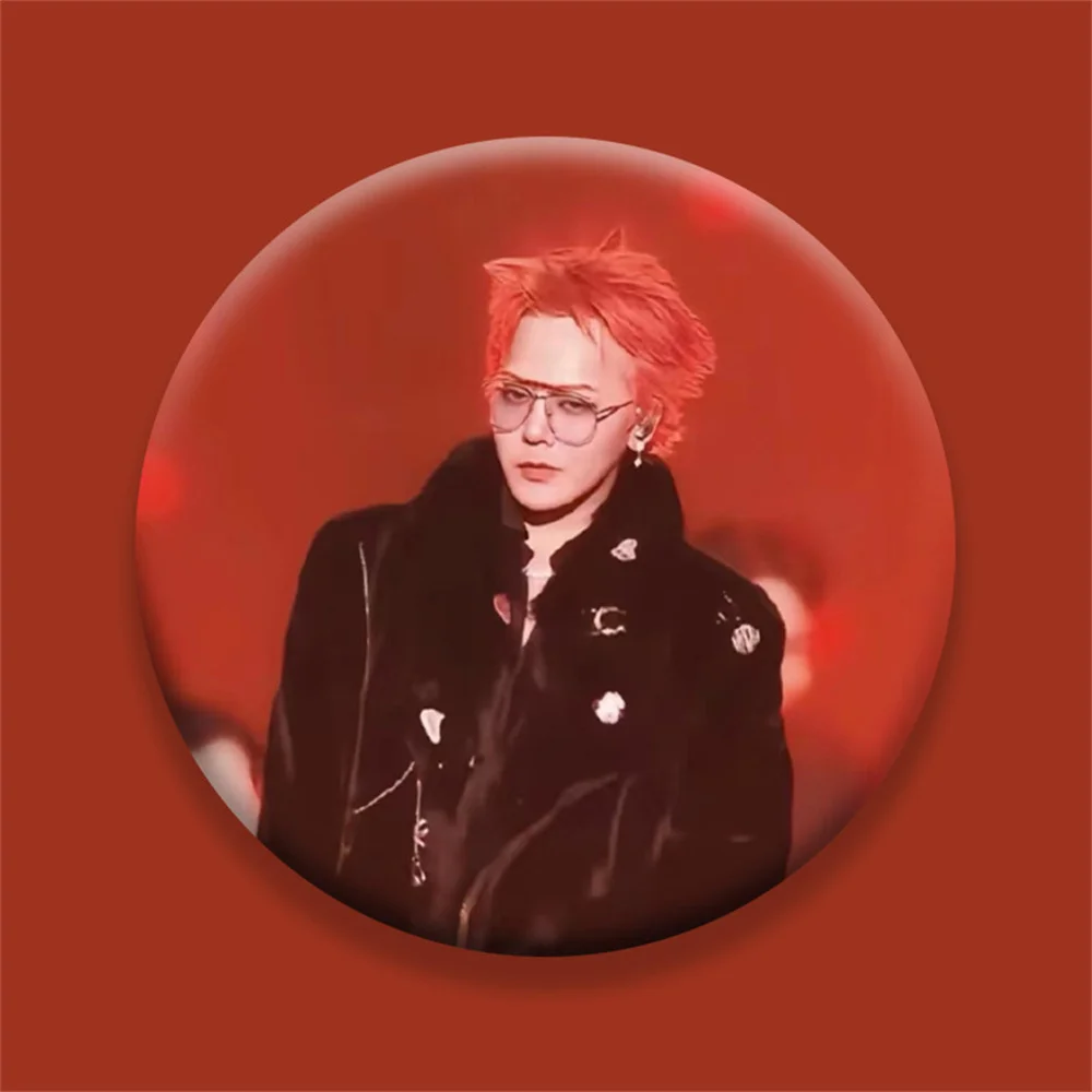 KPOP G-Dragon HD Round Badge Fashion Style Tinplate Brooch Pins Photos Printing Boys Girls Clothing Accessories Decor Fans Gift