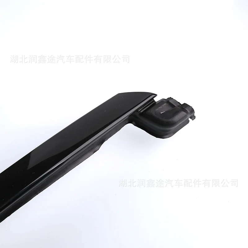 Applicable to Citroen Sega Kai Cyclone window decorative strip front gear pressing strip 8120Q3/8120Q2