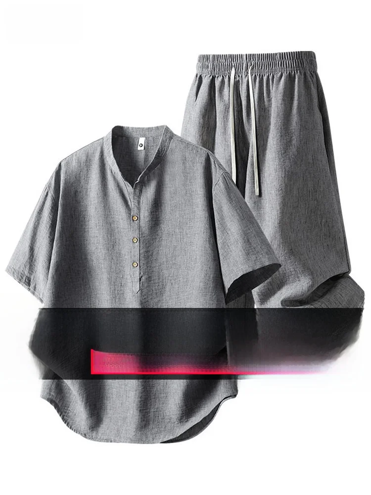 completo-sportivo-estivo-da-uomo-taglie-forti-vestibilita-ampia-set-due-pezzi-t-shirt-grigia-a-maniche-corte-e-pantaloni-capri-abbigliamento-casual-per-il-tempo-libero
