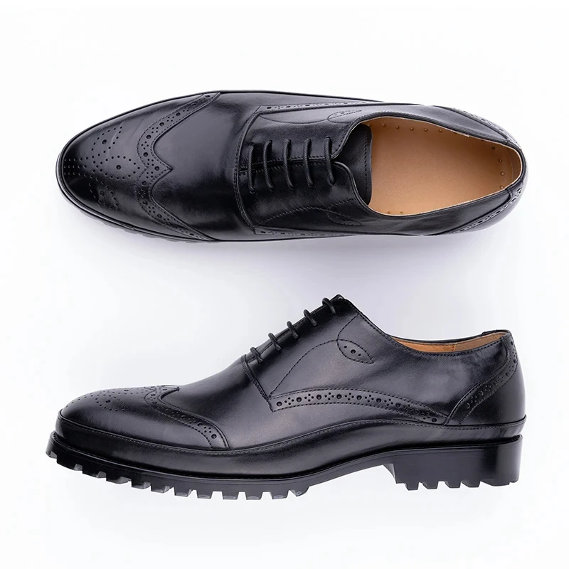 

Handmade Brogue Leather Men Shoes Zapatillas De Hombre Fashion New Design Office Social Party Dress Man Classic Shoe Black Brown