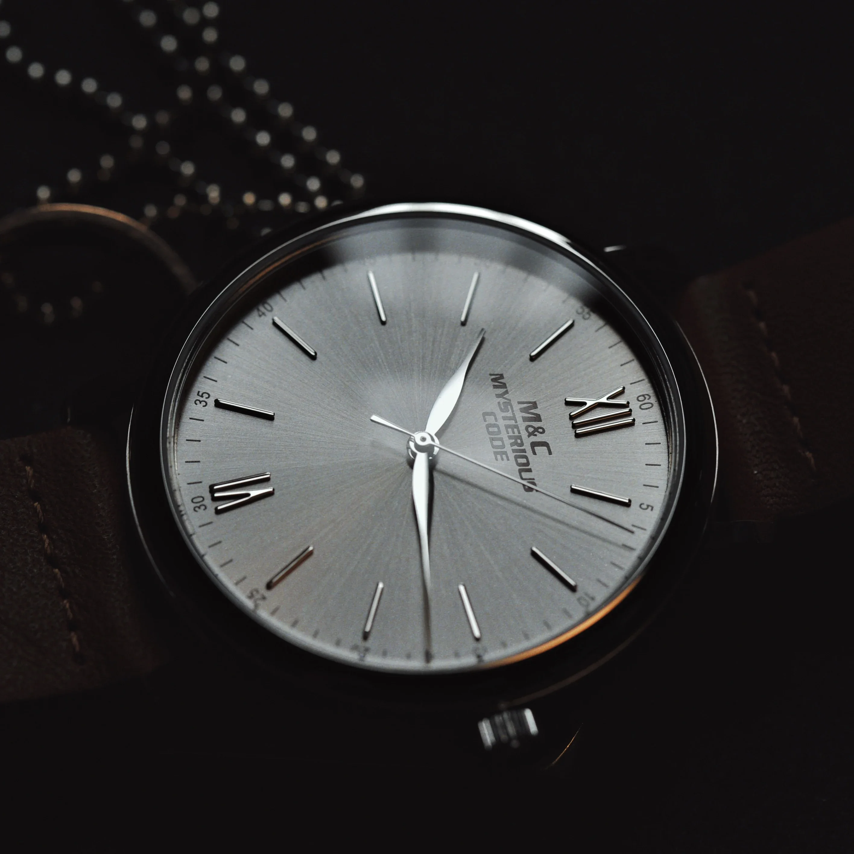 Mysterious Code Quartz Watch Stainless Steel Waterproof Minimalist Dial Ronda 715 Automatic Dress Wrist Watch Bauhaus Watch