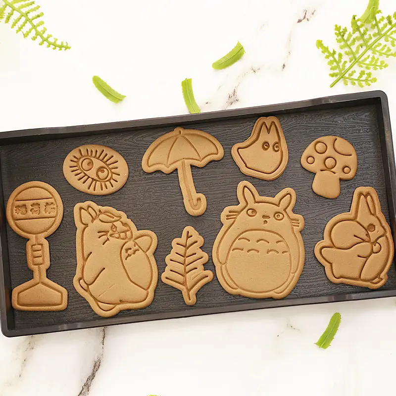 Cartoon Cat Cookie Cutter Plastic Biscuit Baking Fruit Knife Kitchen Cake Mold Tools Embossing Printing