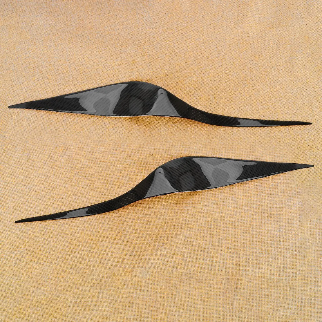 1 Pair Carbon Fiber Style Headlight Eyebrow Eyelid Trim Cover Epoxy Resin Fit For Ford Mondeo MK4 2007 2008 2009 2010 2011-2013