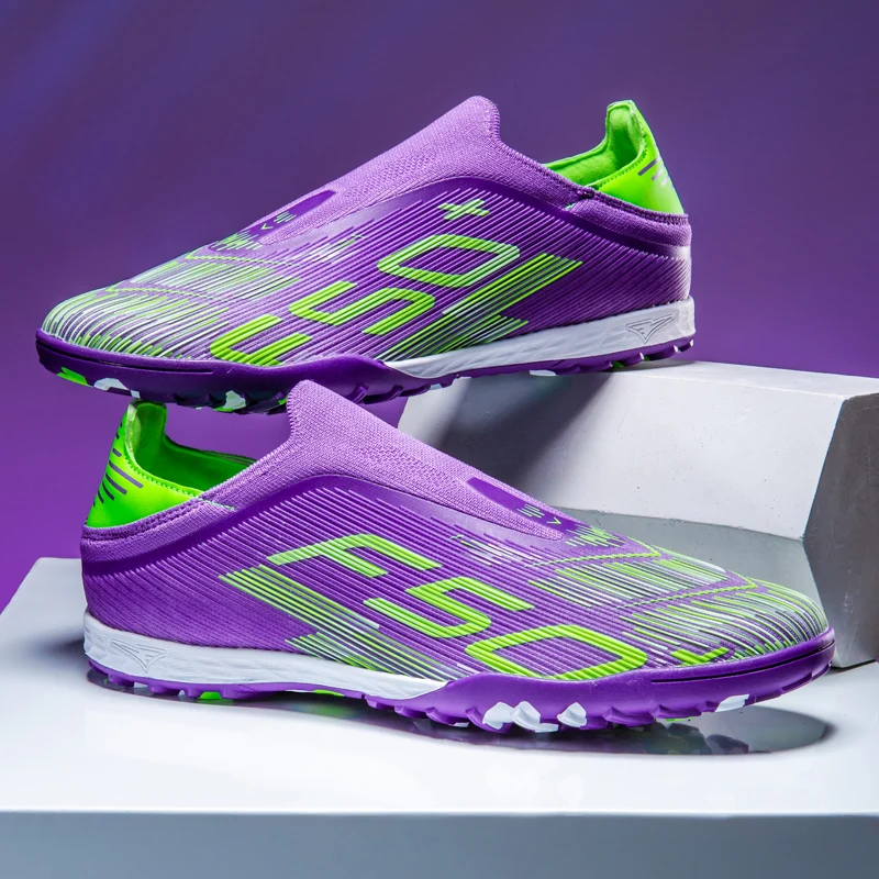 

New Men's Professional Football Boots Non-Slip Cleats Turf Futsal Grass Ultralight Soccer Shoes Indoor Sport Comfortable Adult