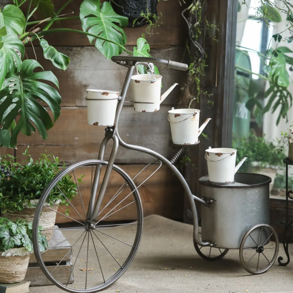 Cross-border garden landscaping, wrought iron bicycles, flower stands, courtyards, self-circulating flowing water, creative past