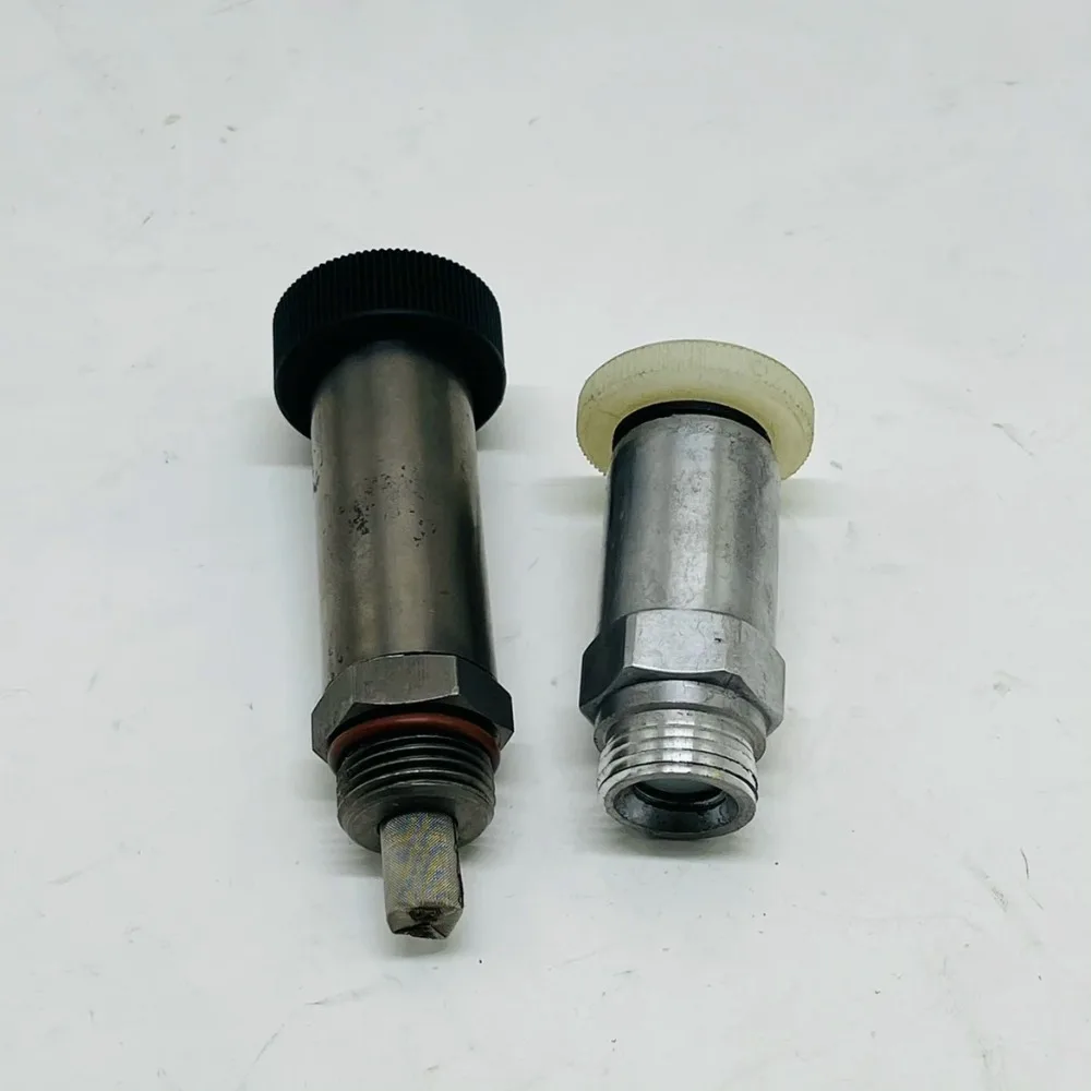 135D150/215/155D/200D/245 oil-water separator hand oil shaking pump excavator FS20019
