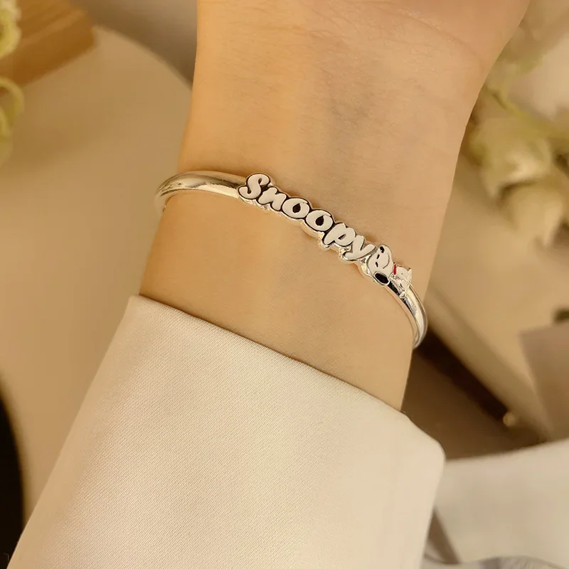 Snoopy Bracelets Bangles for Women Cartoon Cute Girl Round Bangles Decoration Fashion Female Cuff Bracelet Luxury Jewellery Gift