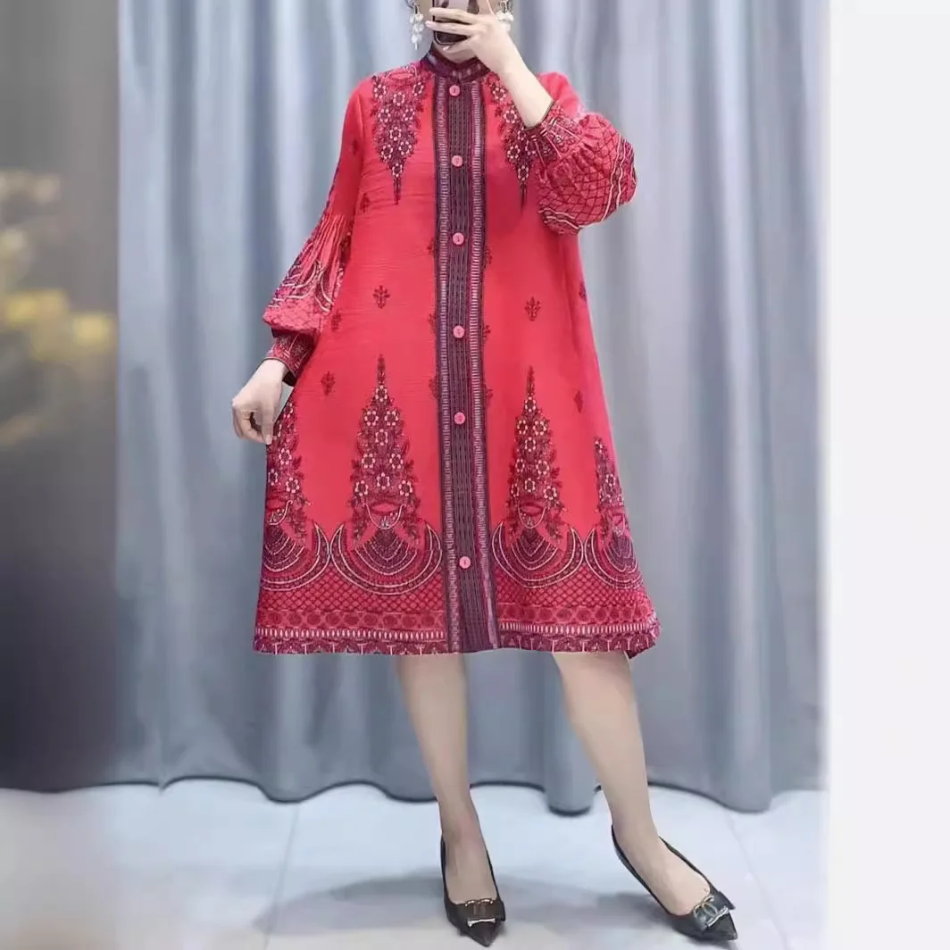 

Pleated Fashion Printed Single breasted Long sleeved Dress Quality Women's Wear