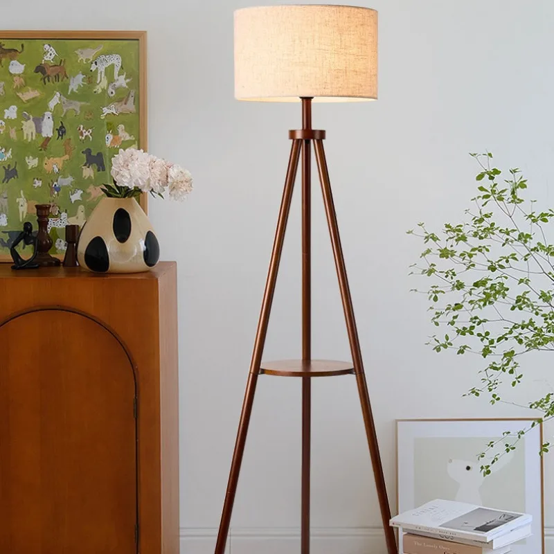 Lampe LED autoportante avec trépied en bois, luminaire décoratif d'intérieur, idéal pour un salon, une chambre à coucher ou un canapé