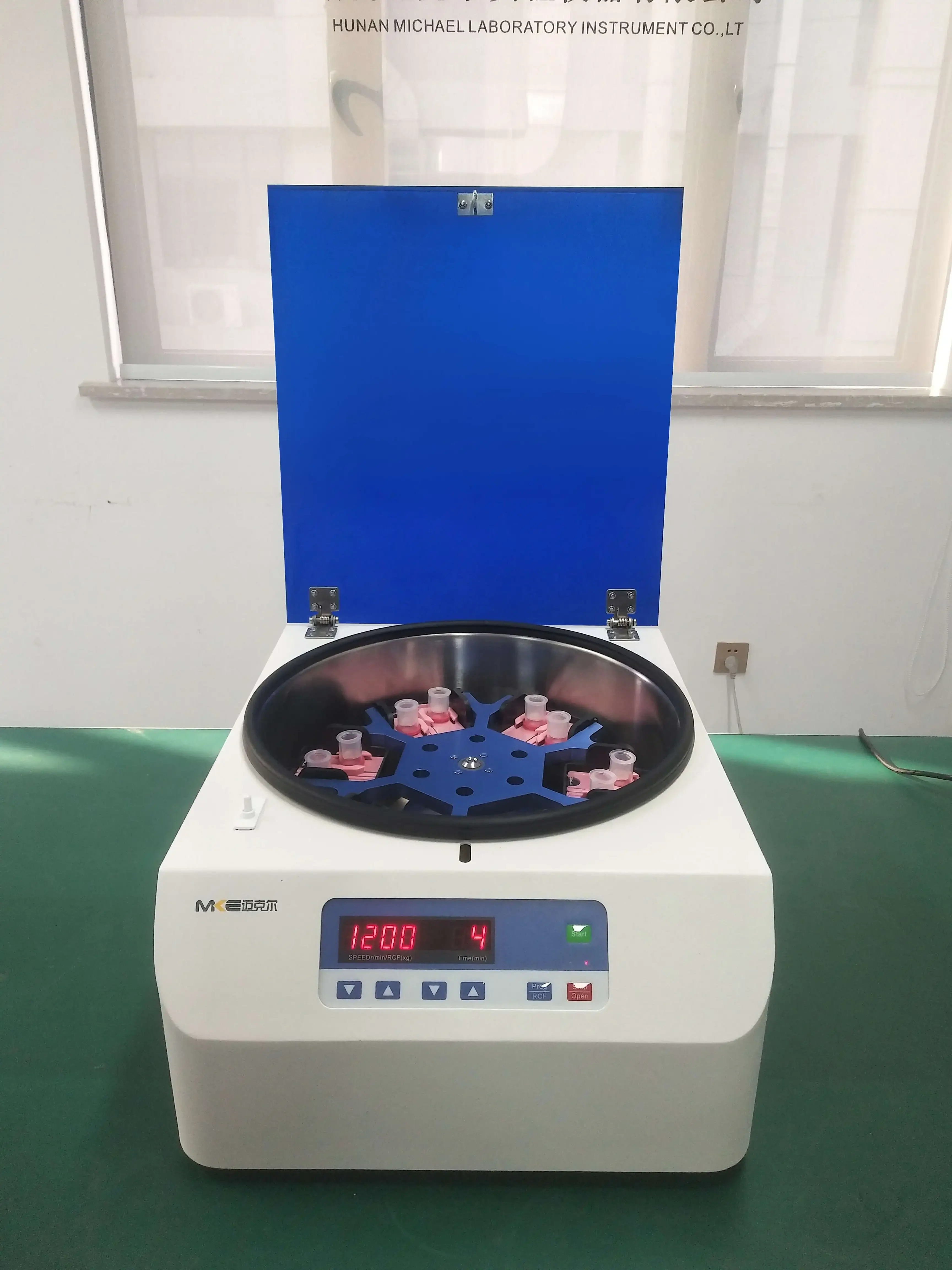 Swing Rotor of Settlement Type Cell Smear Lab Cyto Centrifuge Cytospin Centrifuge with 12 cell slide clips