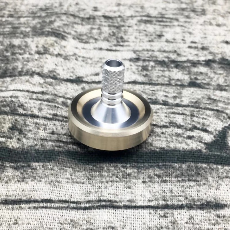 

Brass+Aluminium Alloy Hand Twisting Spinning Top Gyro Gyroscope Spinner Toy Desktop Decoration