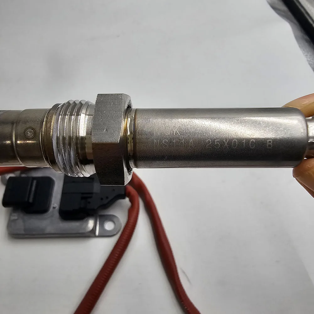 أ 0009056204   5WK97249 أ 0009052310 0009056204   N-GK مسبار NOX الاستشعار لمرسيدس بنز C الفئة W166 W213 R172 GLE E350d C250 ML350