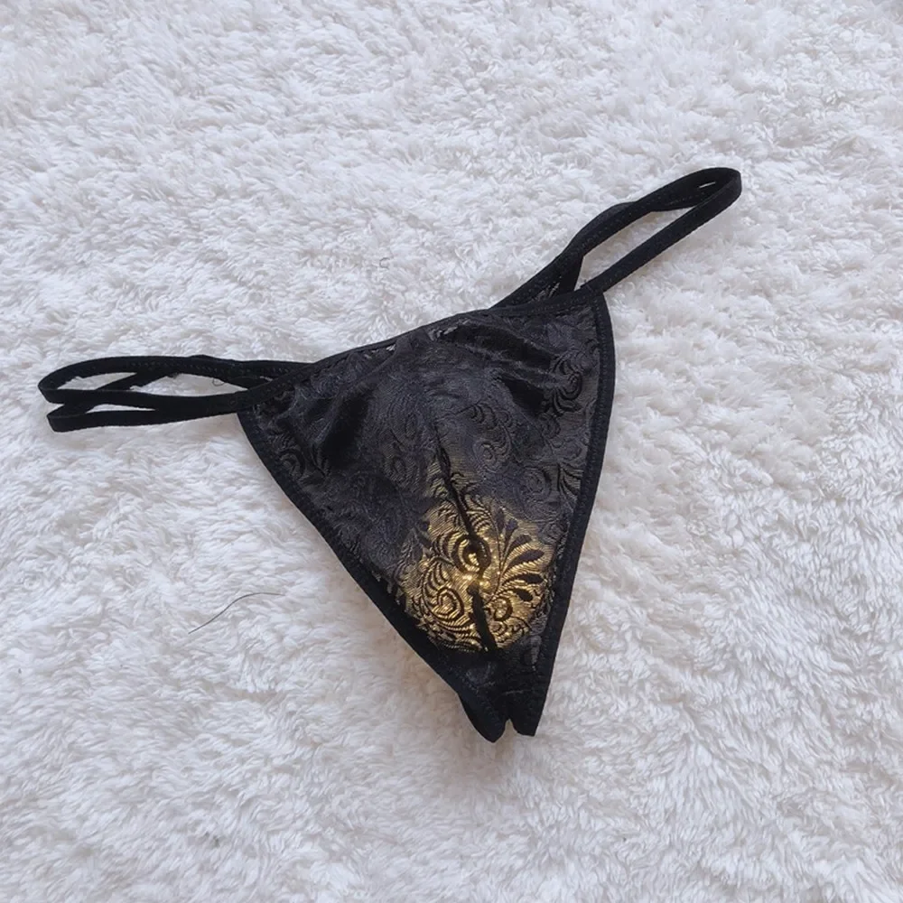 

1pcs Men's Sexy Short Lace Mesh Fabric Raised Sissy Bag Underwear Thong Fashion Lingerie Homosexual Underwear Random Color