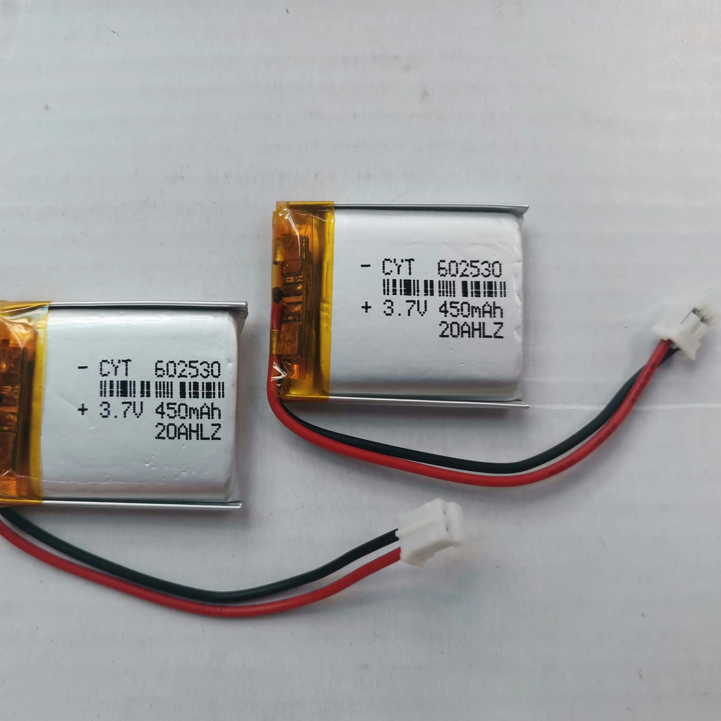 3.7V 2 wires 602530 062530P lithium battery with connector terminal , used for bluetooth MP4 1pcs/lot