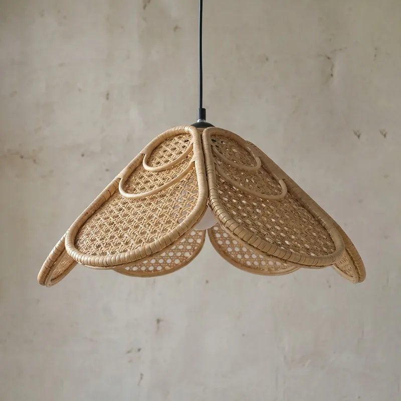 Petal Handwoven Rattan Pendant Lamp Shade Bohemian Wicker Ceiling Light Cover For Dining Room Bedroom Household Space Decor Lamp
