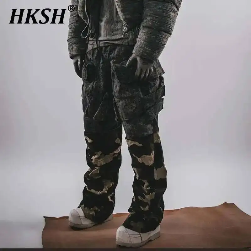 

HKSH Autumn Winter New Men's Tide Camouflage Patchwork Bullet Pockets Layered Waste Soil Casual Safari Style Cargo Pants HK3370