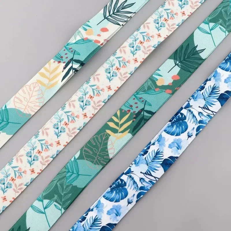 Etui na karty z zielonymi roślinami Odznaka studencka Karta dostępu do pracy Plastikowa smycz ABS Pokrowiec na karty Torby dla kobiet Dziewczyna