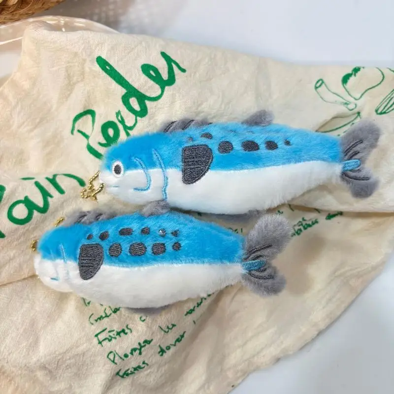 

Cute Cartoon Simulated Mackerel Doll Pendant Plush Keychain Ornament Fish Stuffed Doll Key Ring Backpack Bag Decoration Kid Gift