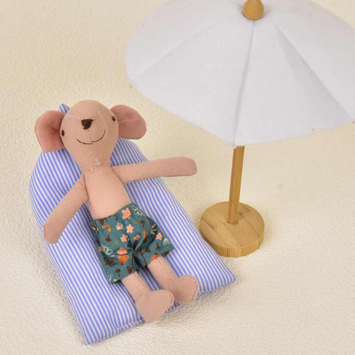 H -13 cm Spielhaus-Puppen-Strandhose, Bikini-Maus, geeignet für Bjd Ob11 Puppenhaus-Ornamente, geeignet für Kindertagsgeschenke, Geburtstagsgeschenke