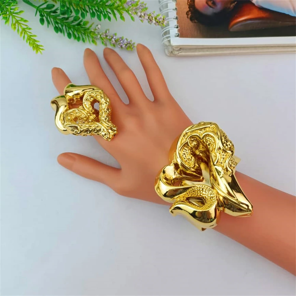 EMMA هدية عيد الأم قلادة نسائية طقم مجوهرات مطلية بالذهب الإيطالي حلق سوار فستان الزفاف إكسسوارات FHK17592