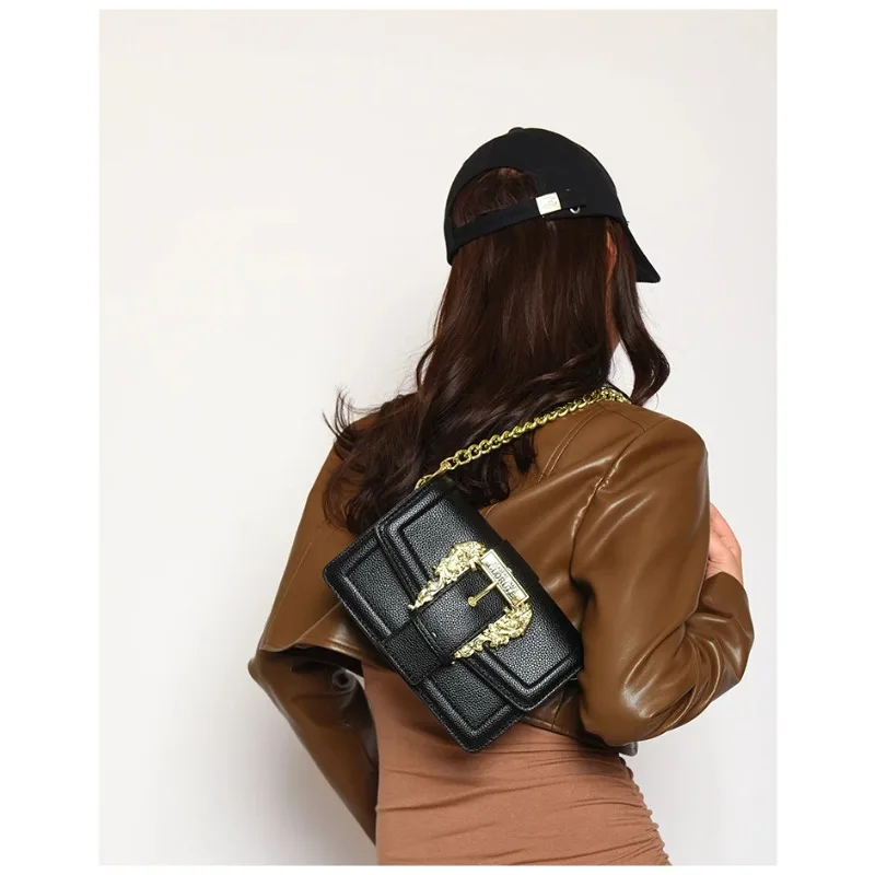 

Fashionable Lightweight Diaper Bag Featuring Classic Design And Soft Texture Easy To Carry For All Day Long Use