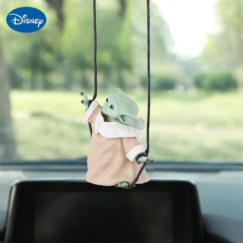 Disney Baby Yoda colgante de coche figura de Anime juguetes Yoda coche espejo retrovisor colgante adornos accesorios cumpleaños niños regalos Juguetes