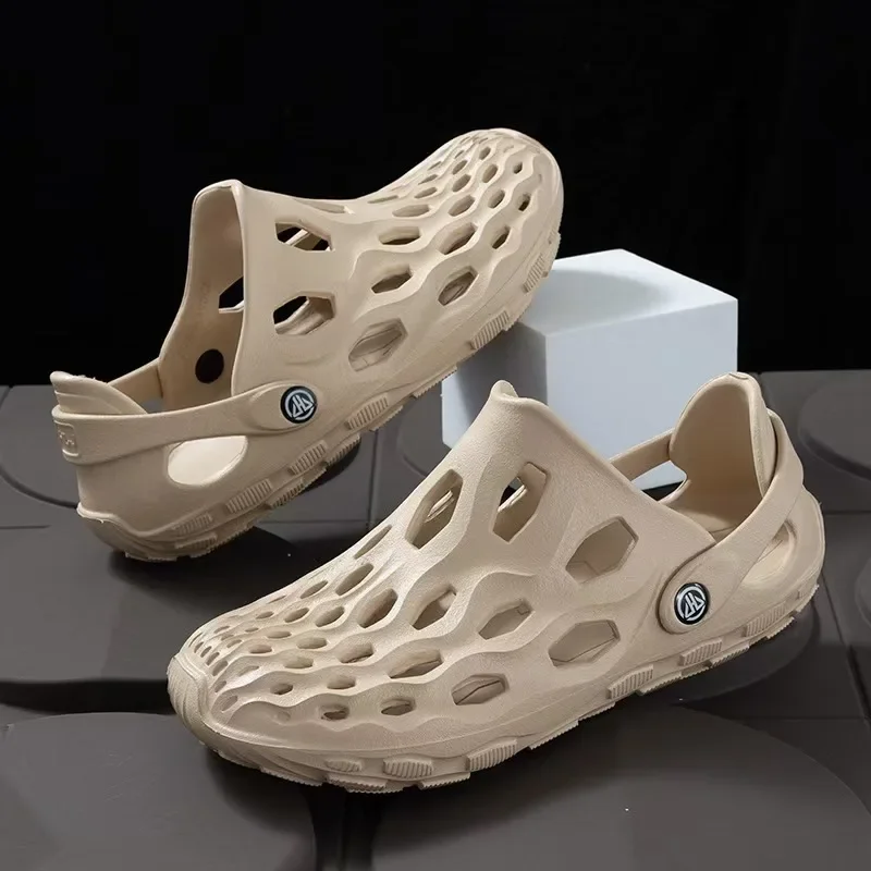 Men's Spring Summer New Anti-slip Breathable Coconut Hole Slippers Fashionable Outdoor Beach Shoes Comfortable EVA Material