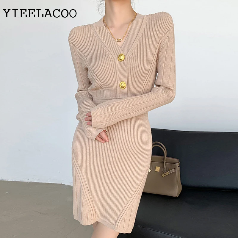 

French Knitted Dress Women's Early Autumn 2023 New V-neck Metal Waist Slim Long Sleeve Dress