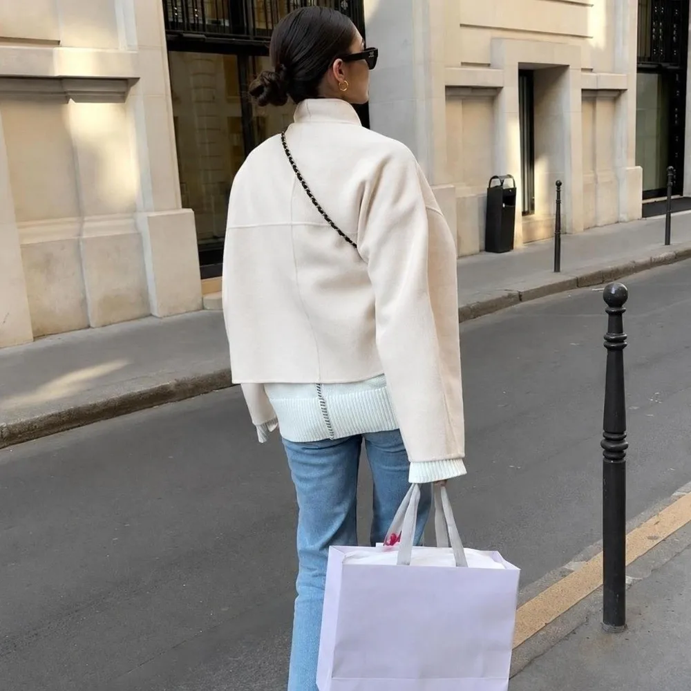 Minimalist V Neck Apricot Woolen Jacket Soft Oversized Fit Cropped Coat Cropped Length Loose Fit Woolen Blazer Daily Outing