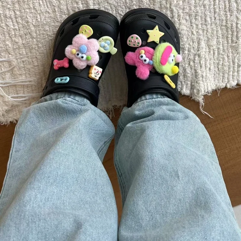 Jibbitz Charms Cartoon Sausage Mouth Big Eyes Shoe Decorations For Sandals Diy Funny Charms Compatible With All Clogs Party Gift