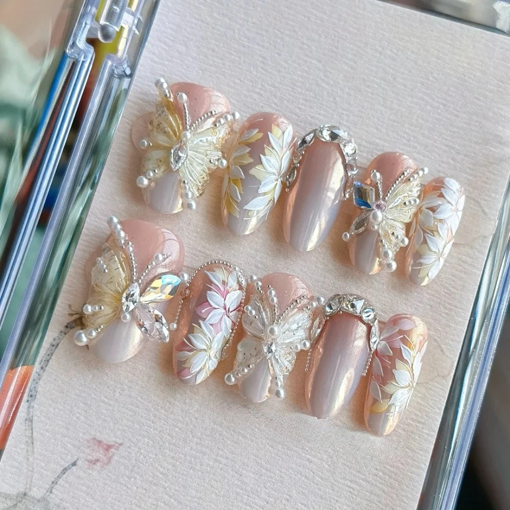 10Pcs Handmade Manicure Long Almond Fake Nails Luxury Diamonds Christmas & New Year Limited Nails Press On Nails Design with Set