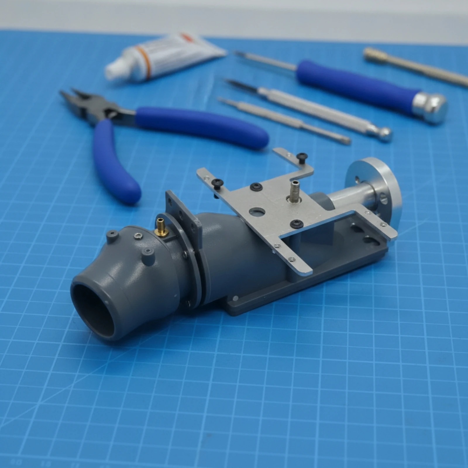 Water-jet Propulsion Unit with Reverse Pump and Metal Servo Frame for RC Boat Building and Upgrades view 5
