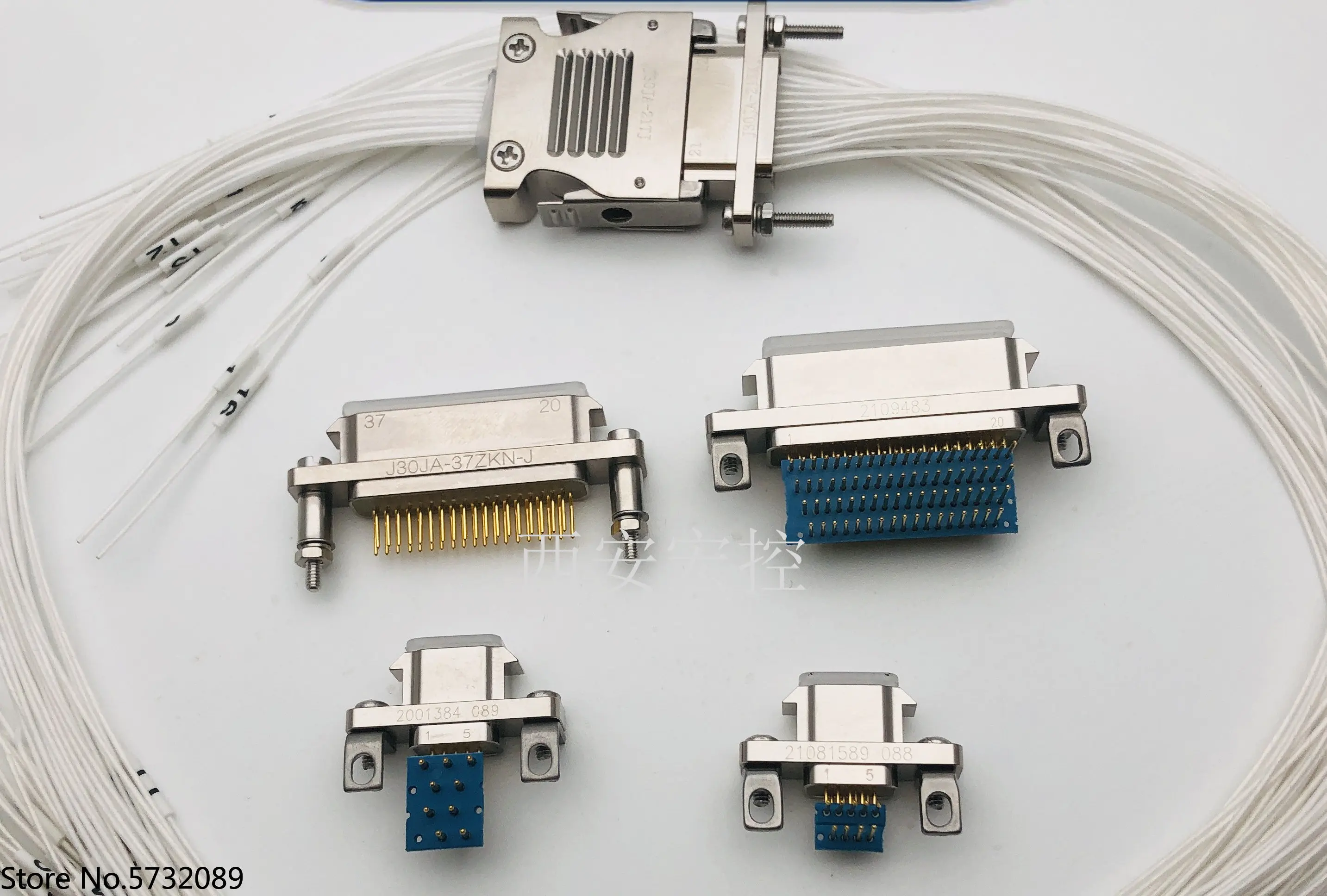 J30JA Quickloc Rectangular Connector J30JA-37TJ J30JA-37ZK