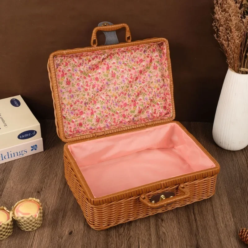 Handmade Wicker Suitcase Portable Dust-proof Round Picnic Basket Large Capacity Anti-impact Rattan Woven Luggage Box for Home view 4