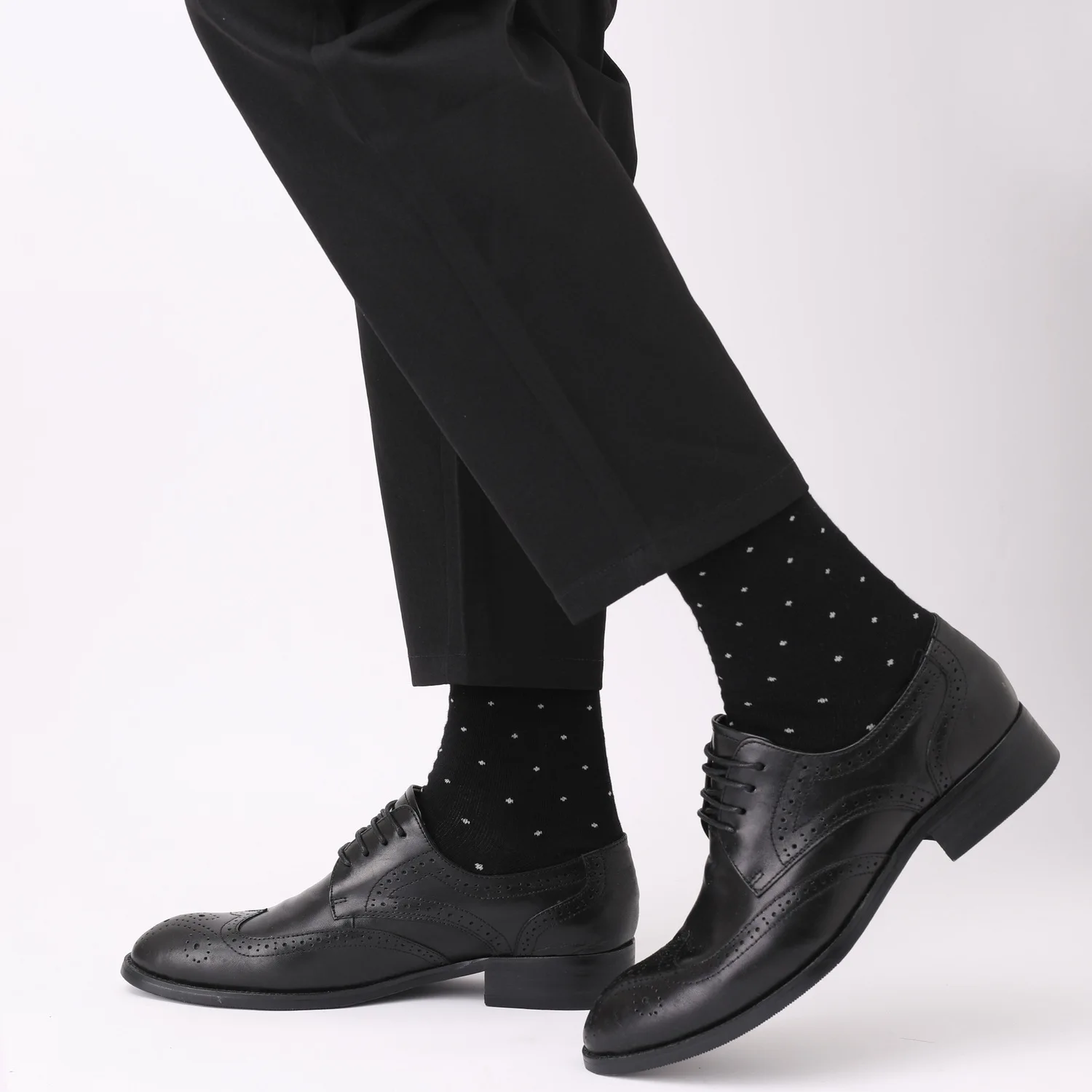4/8 Pairs Men's Diamond Pattern Mid Calf Socks, Soft Breathable Sweat Wicking Quick Dry Classic Geometric Casual Business Socks