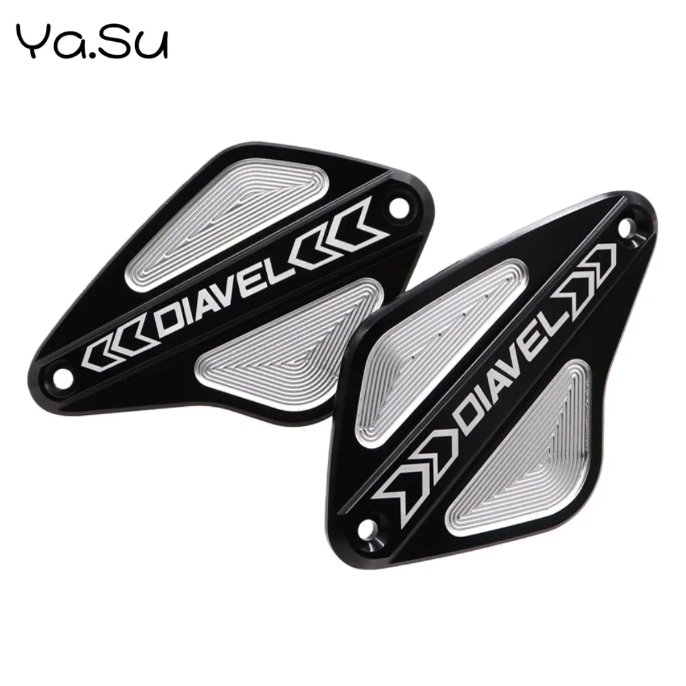 

Motorcycle Brake Oil Pot Cover for Ducati Diavel 1260 XDiavel S