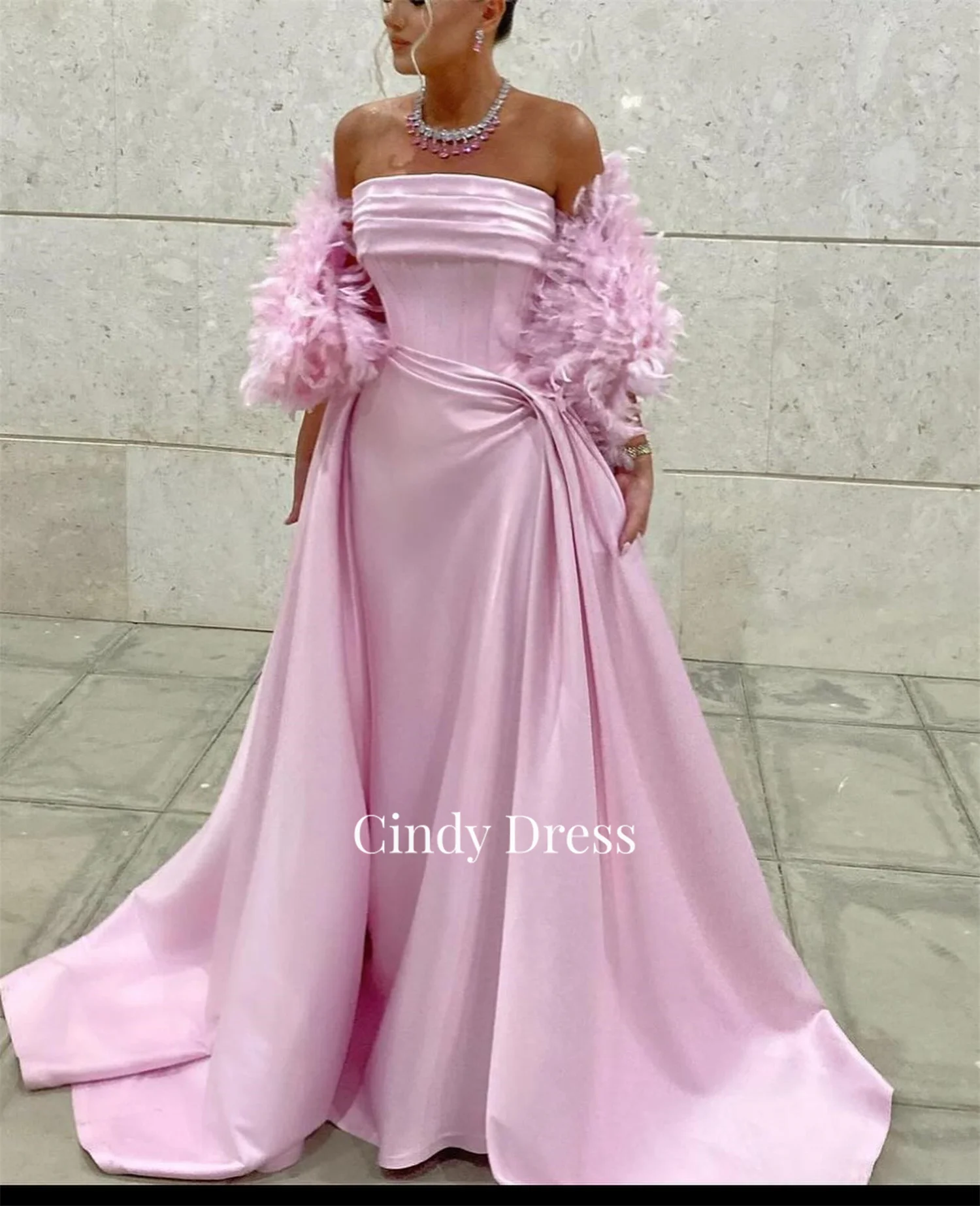 Pink Satin Off-shoulder Feather Elegant Long Tail Saudi Arabia Dresses Women Gala Customized Women\'s Evening Dress Quinceanera