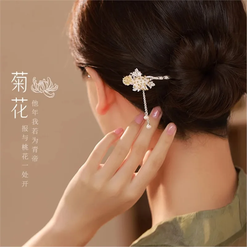 Twelve Flower Gods S999 Silver Hairpin Women Stick Step Shake Hanfu Tassel Ancient Costume Hair Accessory