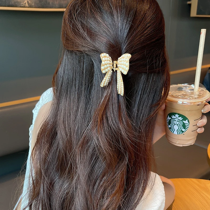 Slow Elegant Pearl Bow Shark Clip Stereo Tie Medium Hair Grab Back Head Clip All-match Travel Girl Top Clip Hairpin