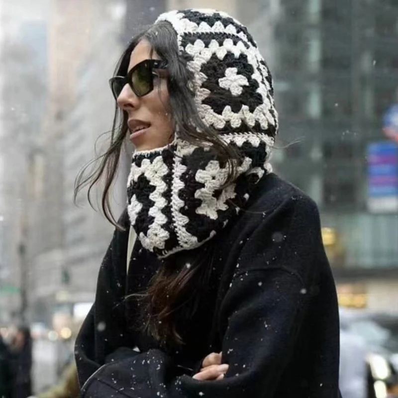 Pasamontañas de punto para mujer, gorro de lana cuadrado Floral de ganchillo hecho a mano, gorros de cuello cálido Retro Ins, gorro de esquí