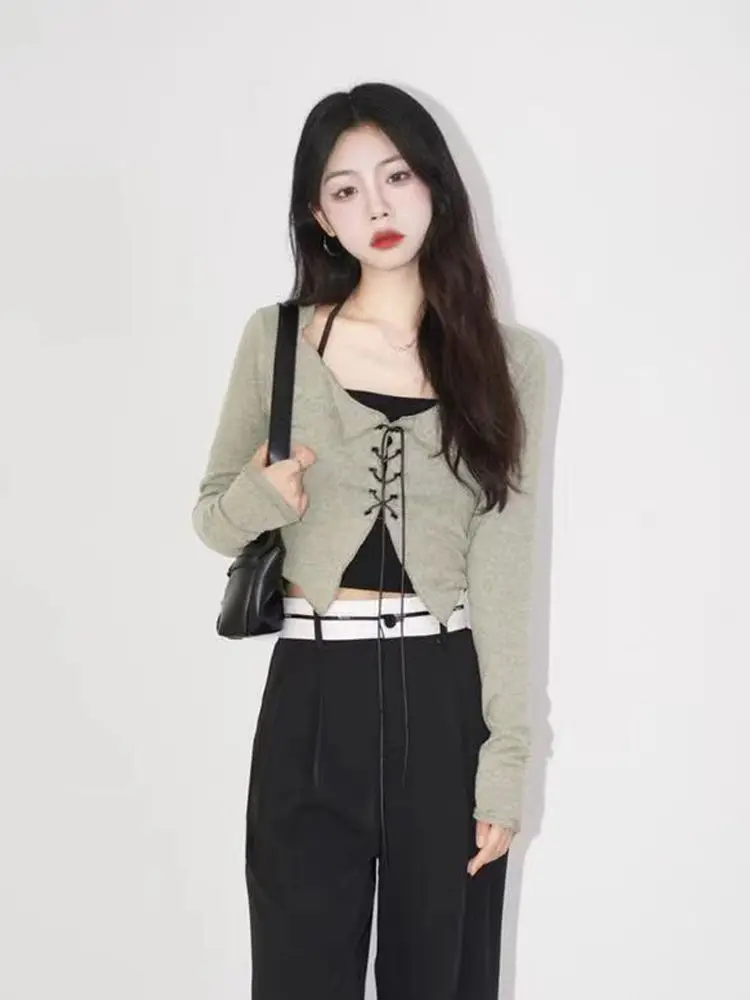 

Облегающий кардиган на шнуровке с длинными рукавами, женское пальто + сексуальный черный жилет с лямкой на шее, 2022, ранняя весна, новые комплекты из двух предметов