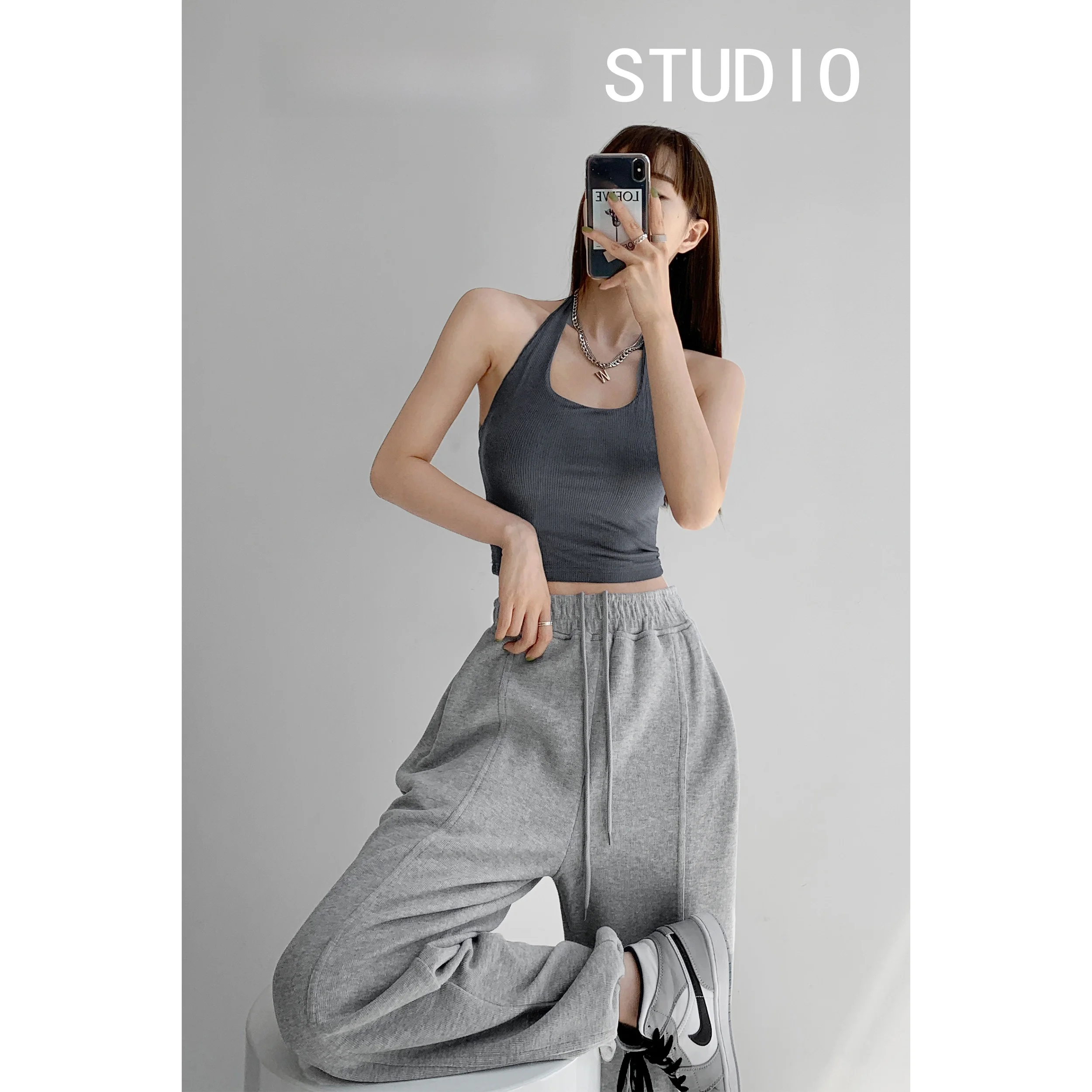 섹시한 스트리트 스타일 니트 짧은 조끼 여성용 퓨어 컬러 심플한 디자인 여름 아우터 탑 민소매 넥 행잉 디자인