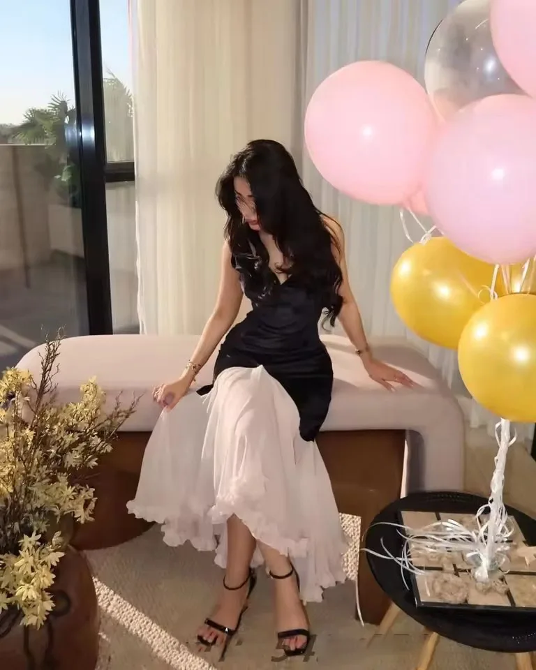 Sevintage Velour Mermaid V Neck Contrast Color Evening Dresses Black And Ivory Formal Prom Dress Dubai Party Gown Customized