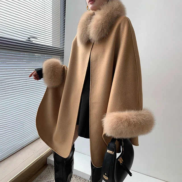 リアルフォックスファーカシミアポンチョ リアルフォックスファーカシミアポンチョ